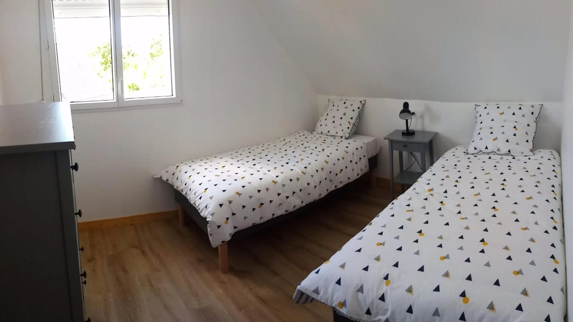 Holiday home Maison Bord De Mer - Baie De Douarnenez - Piscine Couverte Ploeven