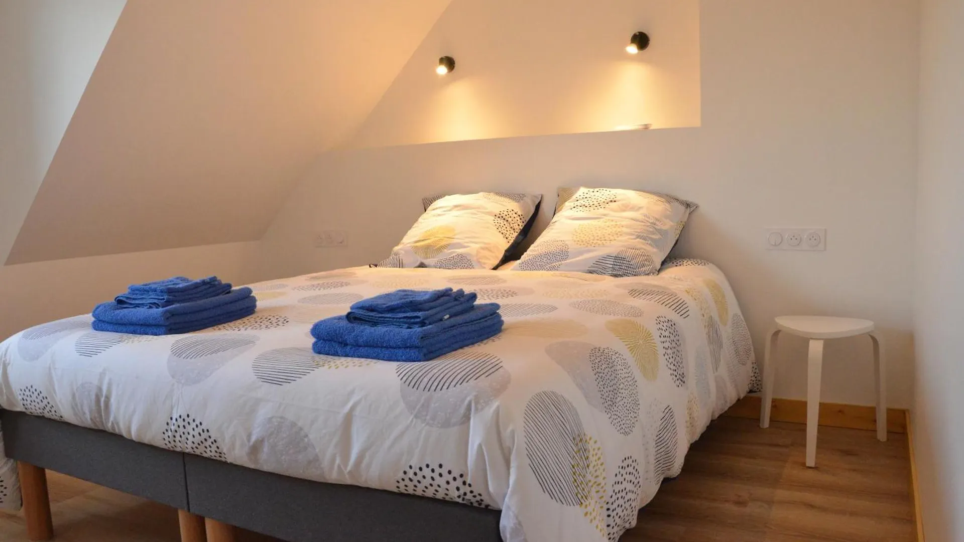 Maison Bord De Mer - Baie De Douarnenez - Piscine Couverte Ploeven